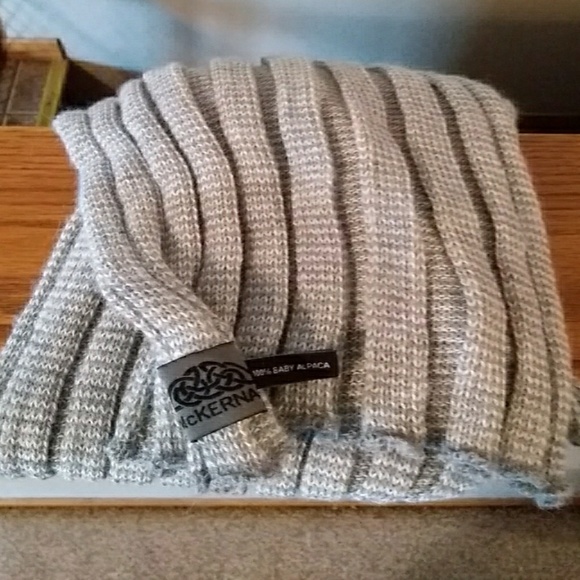 ☘️ Alpaca Scarf - Picture 4 of 6